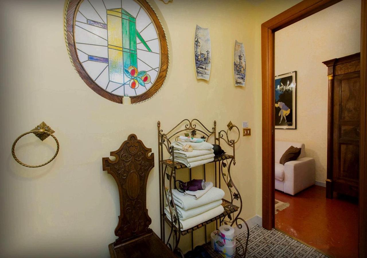 B&B Atmosfere Del Centro Storico Naples Exterior photo