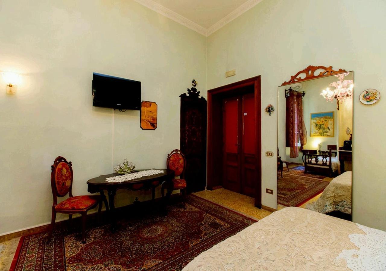 B&B Atmosfere Del Centro Storico Naples Exterior photo